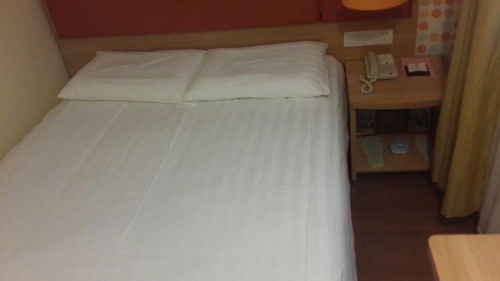 Home Inn Guangzhou Exteriör bild